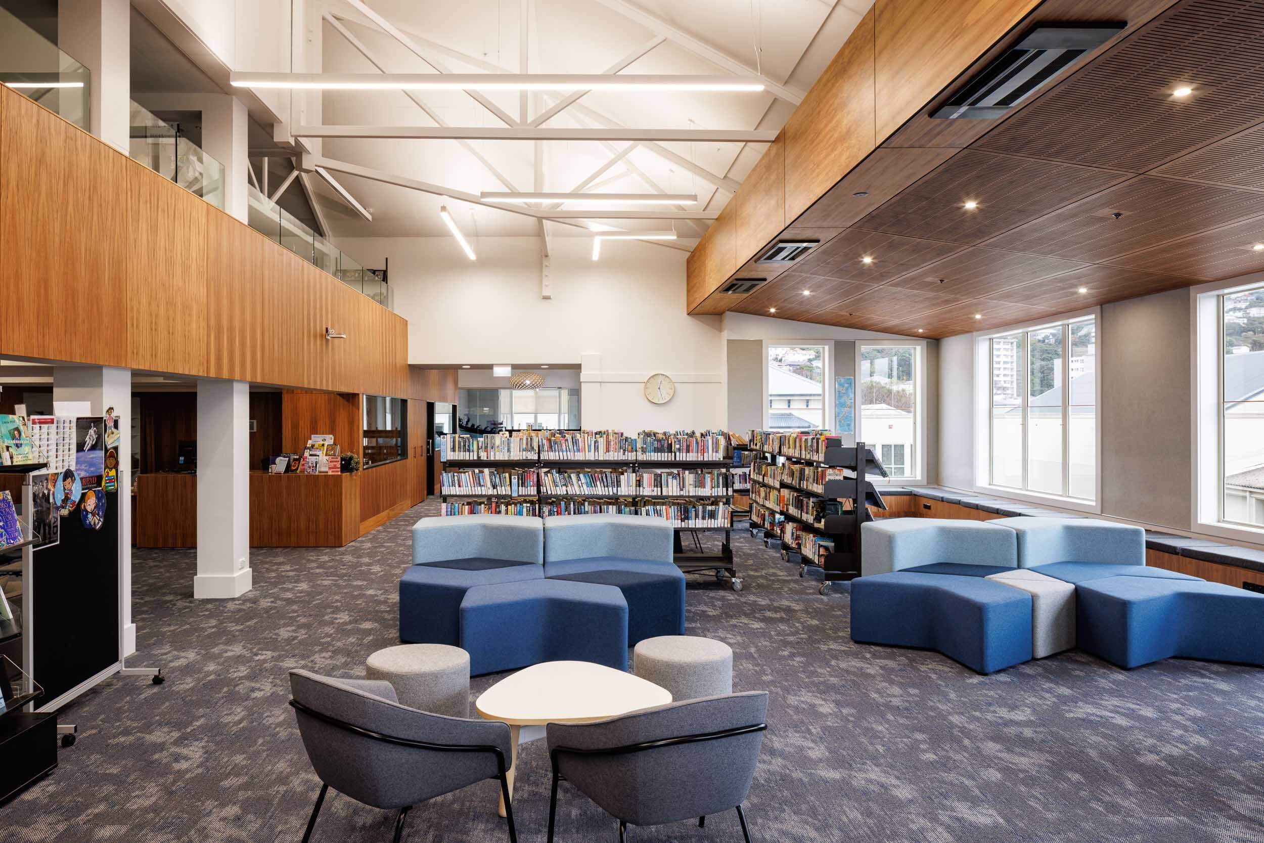 Queen Margaret College slider 2