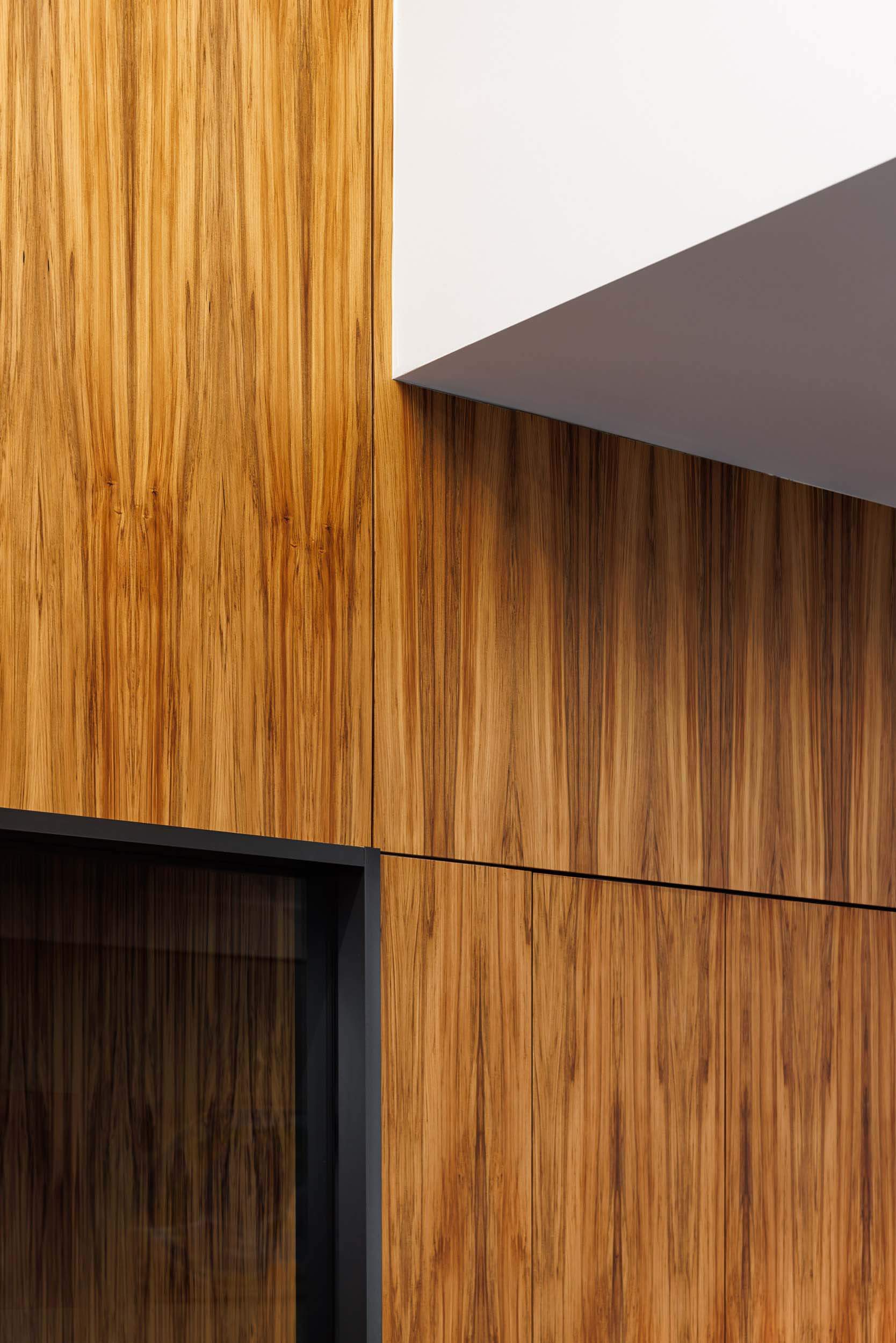 Queen Margaret College slider 4