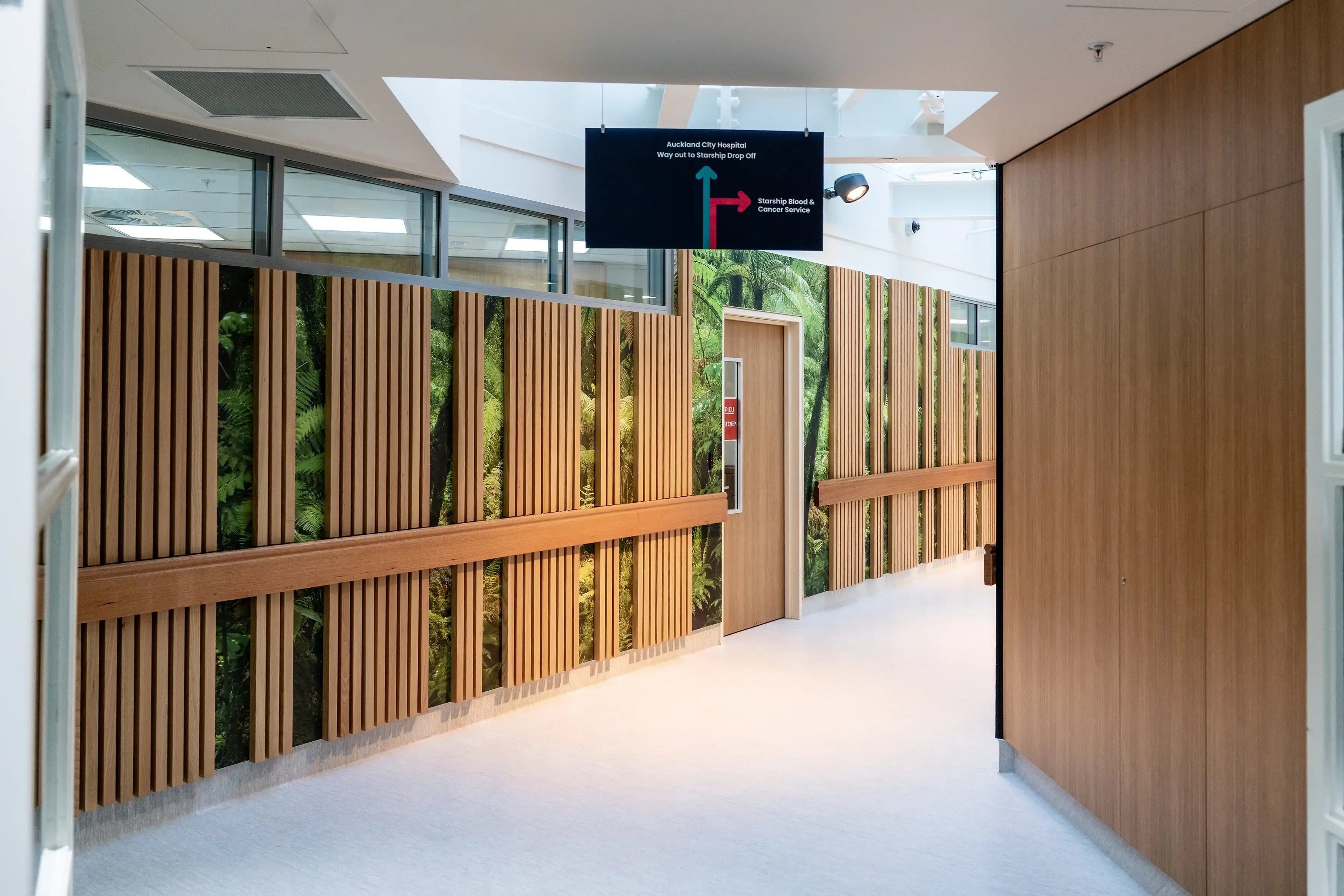 Starship Hospital slider 4