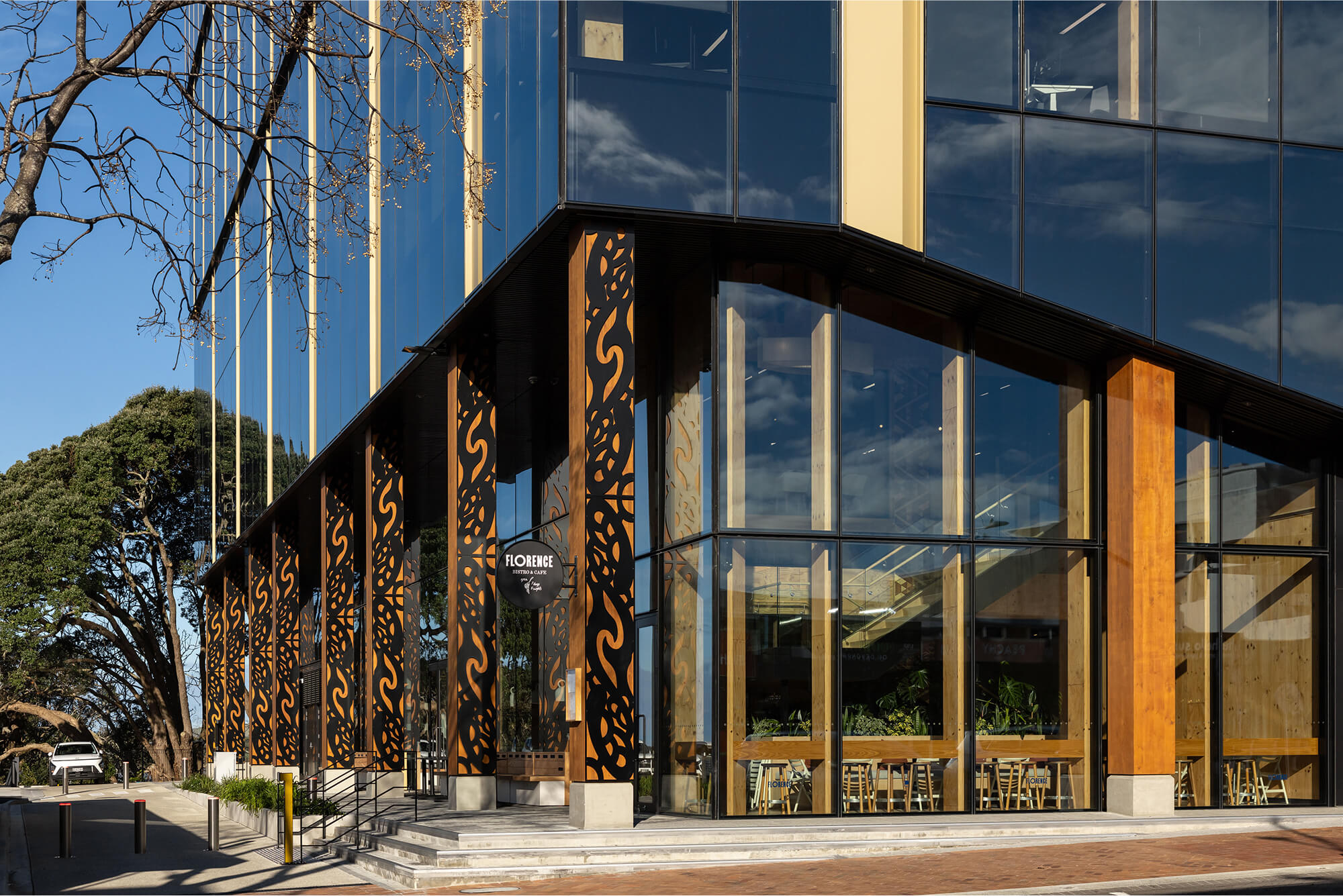 90 Devonport slider 1