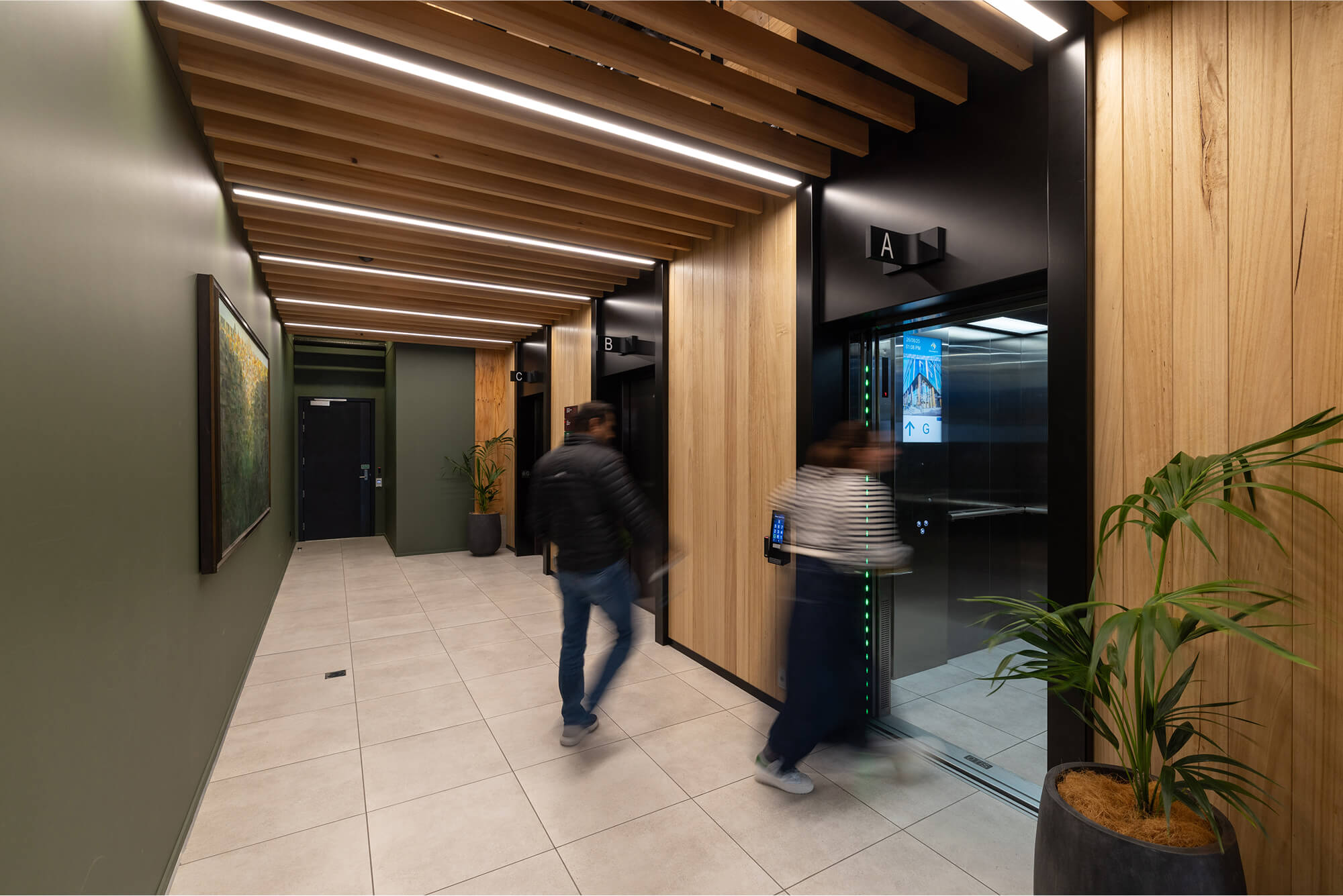 90 Devonport slider 3