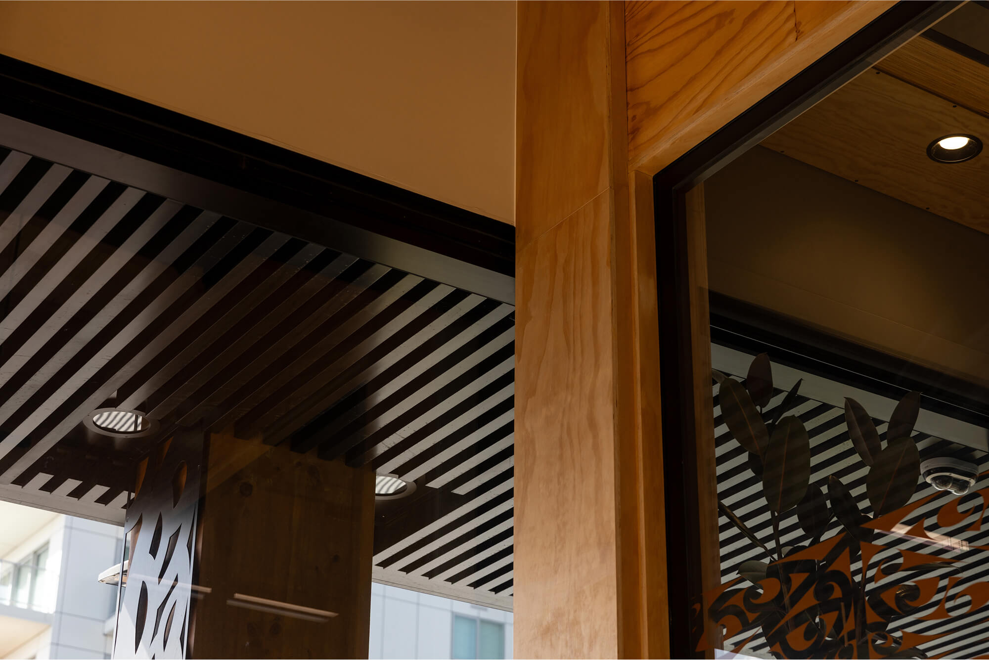 90 Devonport slider 7